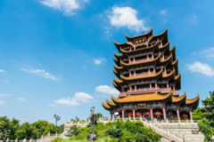 ������ˬ ����ȥ�о�ϲ 25�����ڴ�����SUV�����㡱